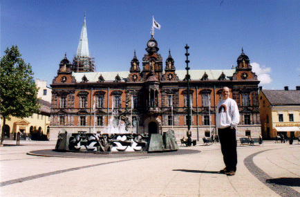 Andrew in the Stortorget, Malm�, Sweden