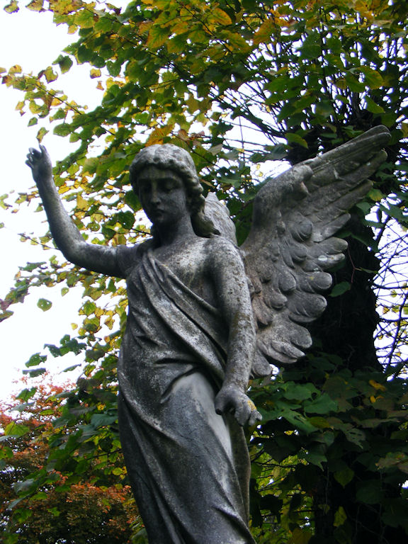 Angel in Fordham Graveyard, Cambridgeshire