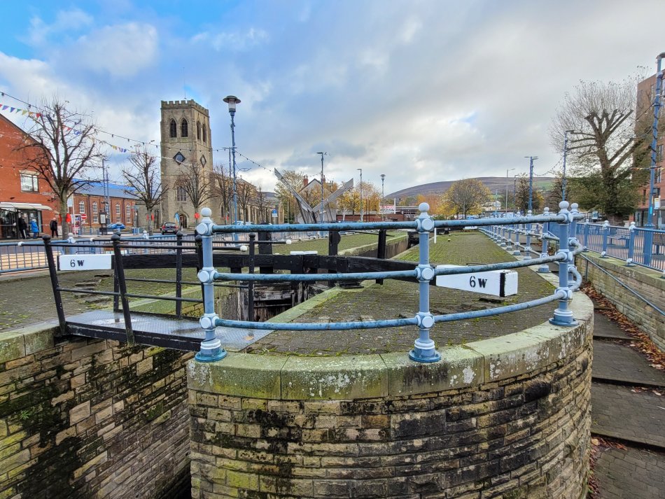 The Huddersfield Narrow Canal, Stalybridge, Cheshire