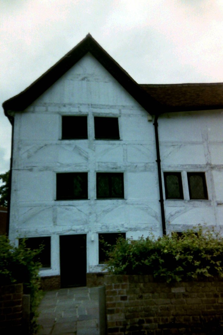 Another view of Queen Elizabeth's Hunting Lodge, Chingford, Essex