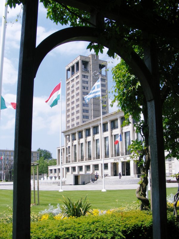 View from the Public Gardens around the H�tel de Ville, Le Havre, Normandy, France