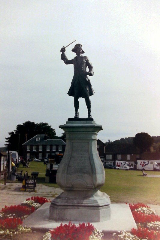 Another view of General Wolfe's Statue, Westerham, Kent