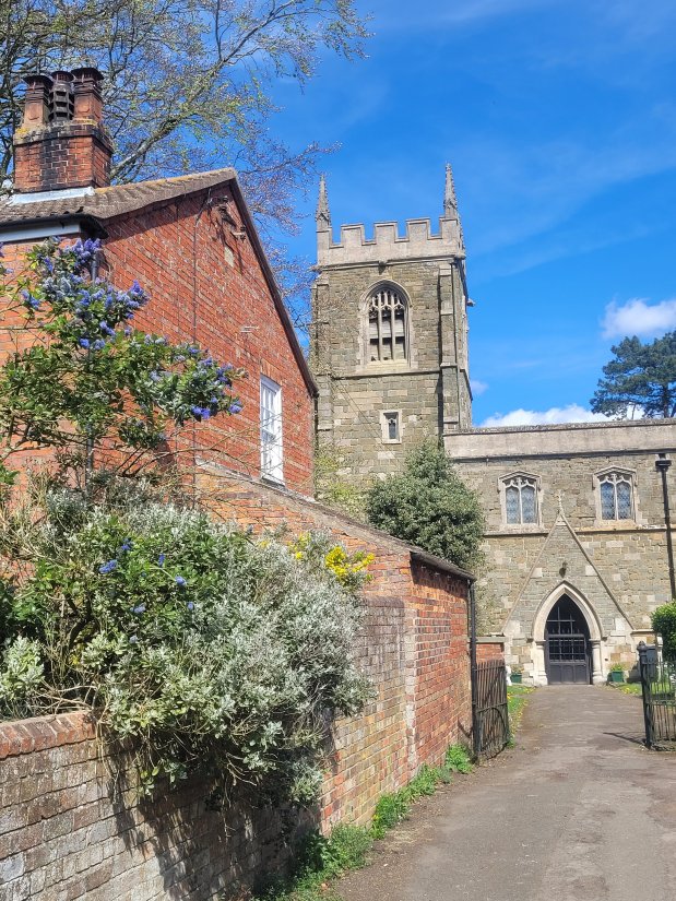 Approaching St Mary's Church, Hundleby, Lincolnshire