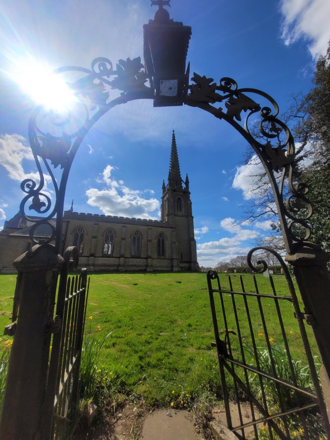Sausthorpe Church and Gate, Lincolnshire