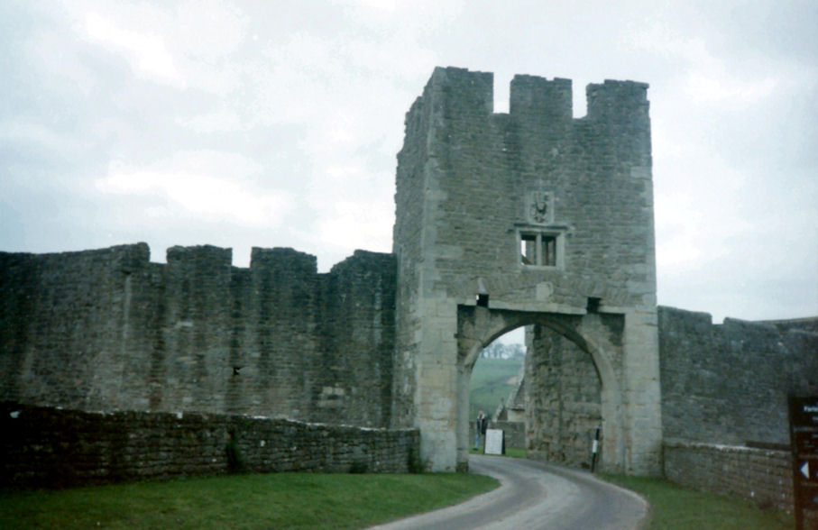 Gatehouse of Farleigh Hungerford Castle, Somerset